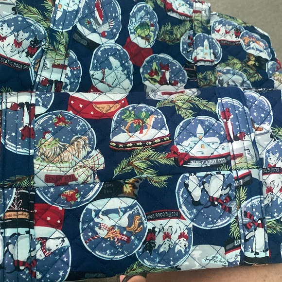 ❄️🆕Vera Bradley Large Tote Bag “Snow Globes”❄️ - Picture 4 of 6